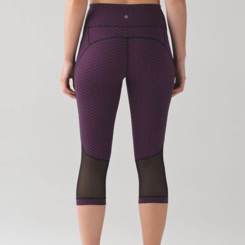 Lululemon Gear Up Crop (17") Geometric‎ Leggings Reflective